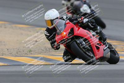 media/Jan-14-2023-SoCal Trackdays (Sat) [[497694156f]]/Turn 10 (1050am)/